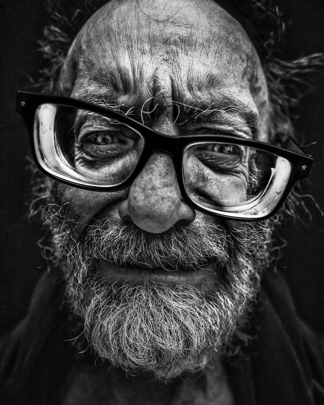 How Old Is Erwin Smith Who Is Not In Steins Gate?